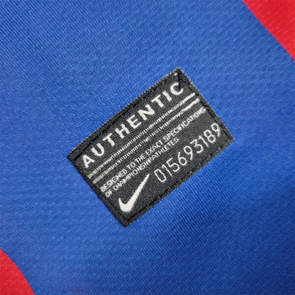 Barcelona Home UCL Final 10/11 - Image 8