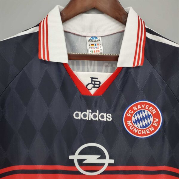 Bayern Munich Home 97/98 - Image 7