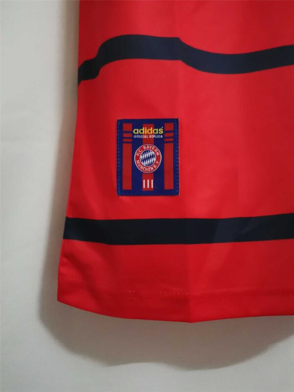 Bayern Munich Away 98-01 - Image 5