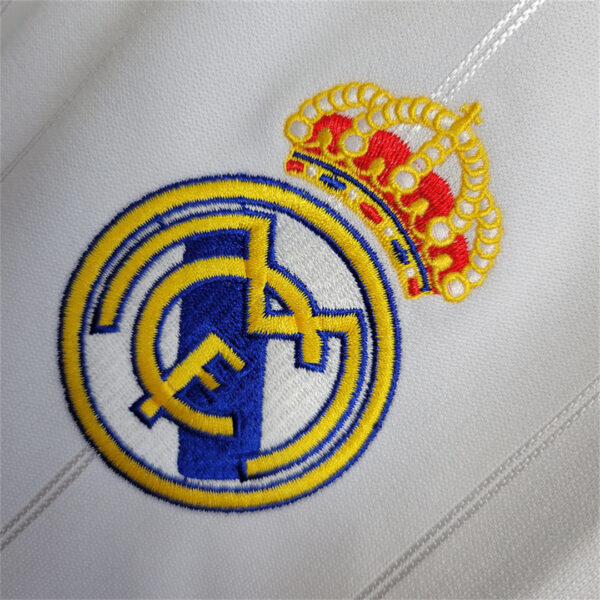 Real Madrid Home 12/13 - Image 3