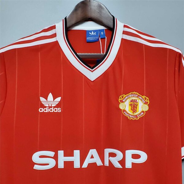 Man Utd Home 83/84 - Image 6