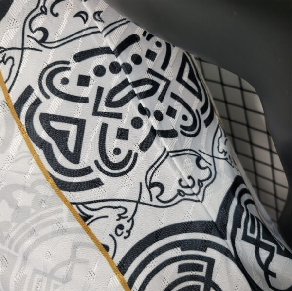 Real Madrid Special Edition White/Black 23/24 - Player Version - Image 7
