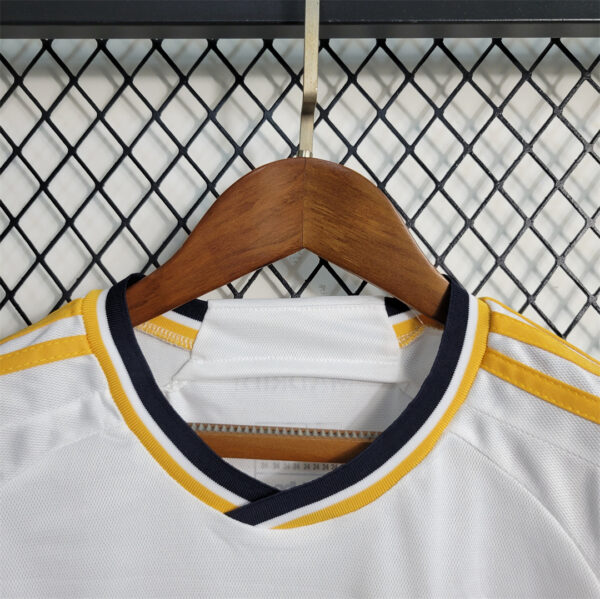 Real Madrid Home 23/24 - Kids - Image 6