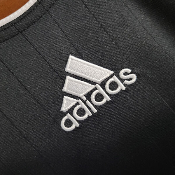 Real Madrid Away 06/07 - Long Sleeve - Image 7