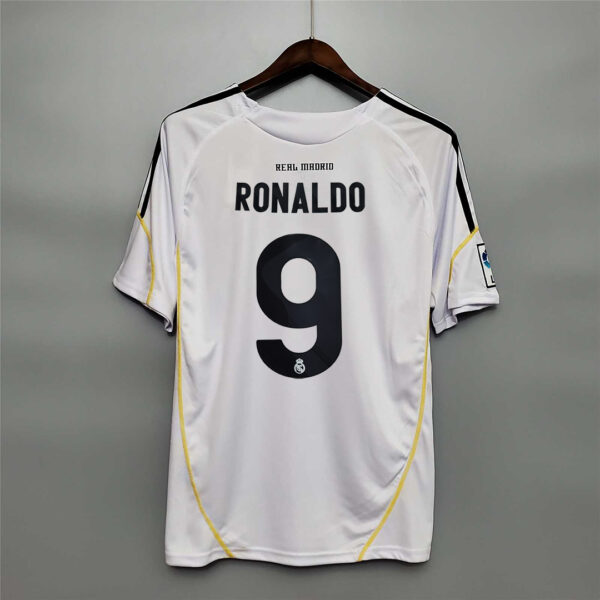 Real Madrid Home 09/10 - Image 4