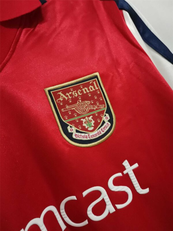 Arsenal Home 00/01 - Image 7