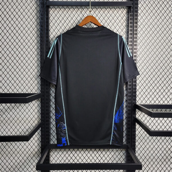 Austin Special Edition 23/24 - Image 6