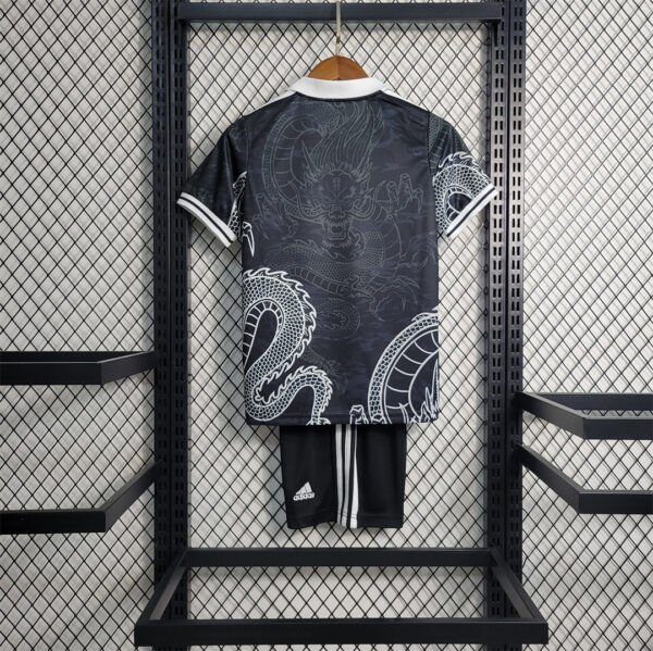 Real Madrid Special Edition Black 23/24 - Kids - Image 9