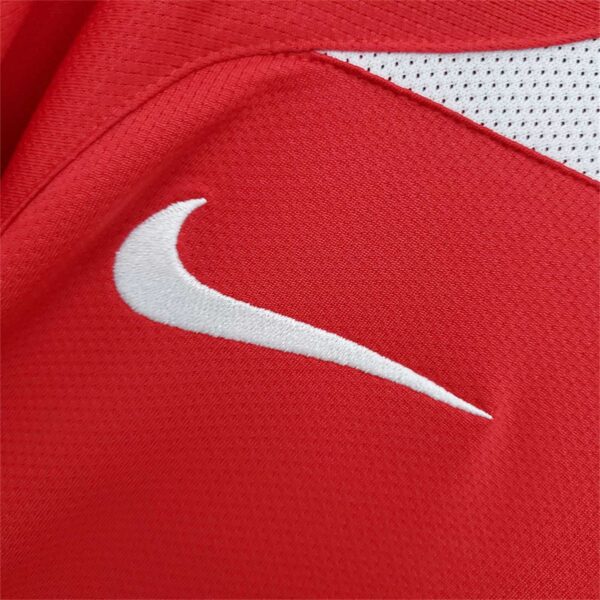 Man Utd Home 05/06 - Image 5