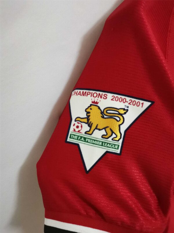 Man Utd Home 00-02 - Image 8
