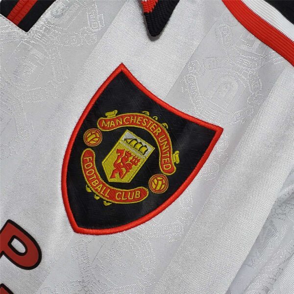 Man Utd Away 98/99 - Image 12
