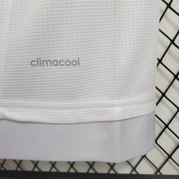 Real Madrid Home 15/16 - Image 9