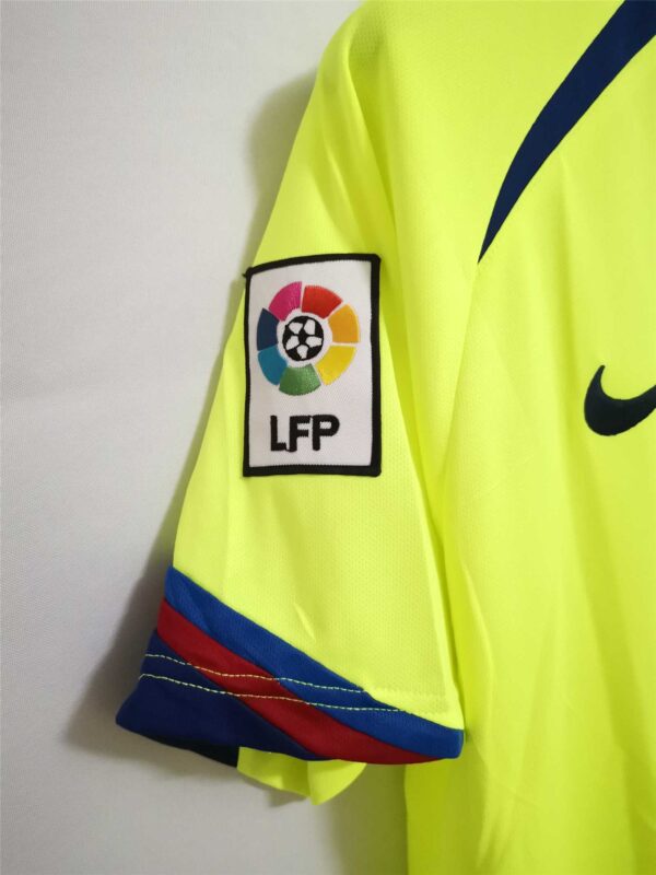 Barcelona Away 05/06 - Image 10