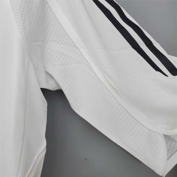 Real Madrid Home 05/06 - Image 10