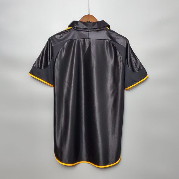 Real Madrid Away 99/00 - Image 11