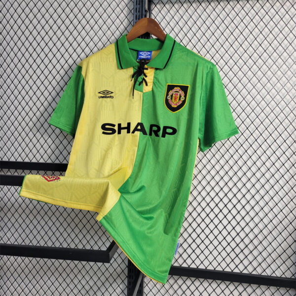 Man Utd Away 92-94 - Image 9
