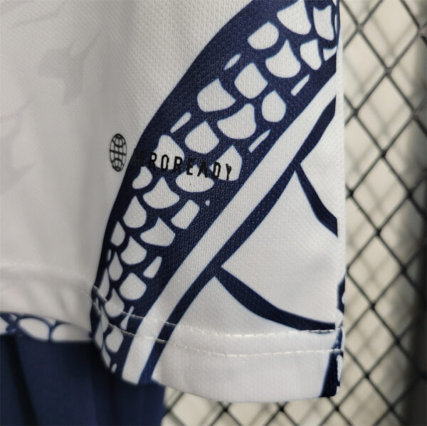 Real Madrid Special Edition White 23/24 - Kids - Image 10