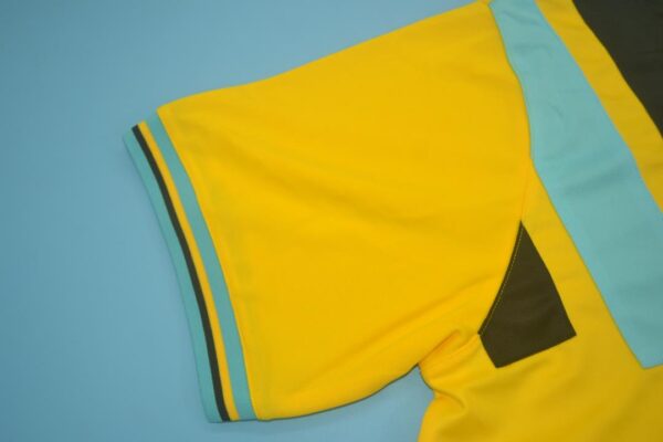 Bayern Munich Away 93-95 - Image 10