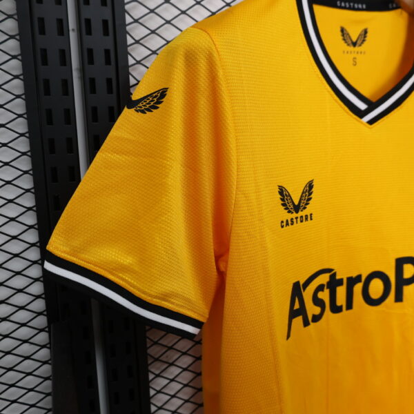 Wolves Home 23/24 - Image 6