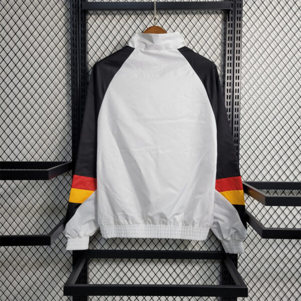 Juventus Windbreaker Half-Zip - Image 4
