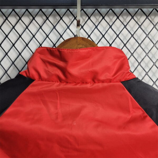 Man Utd Windbreaker Half-Zip - Image 4