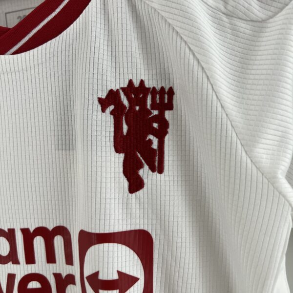Man Utd Third 23/24 - Kids - Image 6
