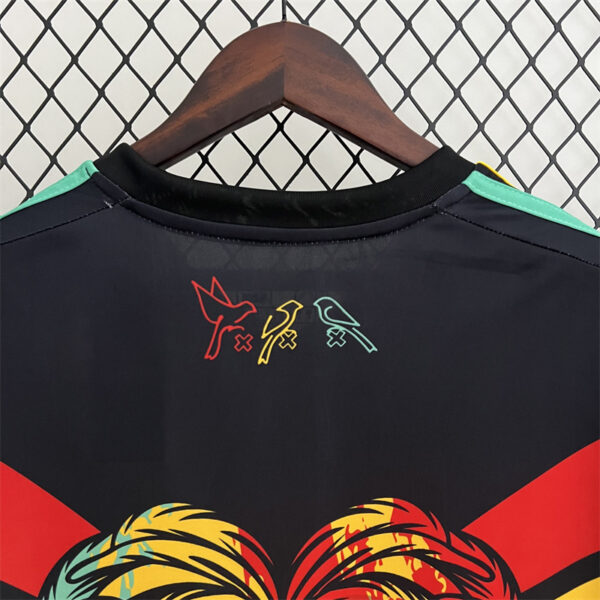 Ajax Bob Marley Special Edition 23/24 - Player Version - Image 3