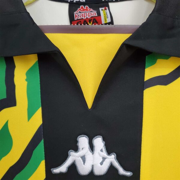 Jamaica Home 1998 - Image 7