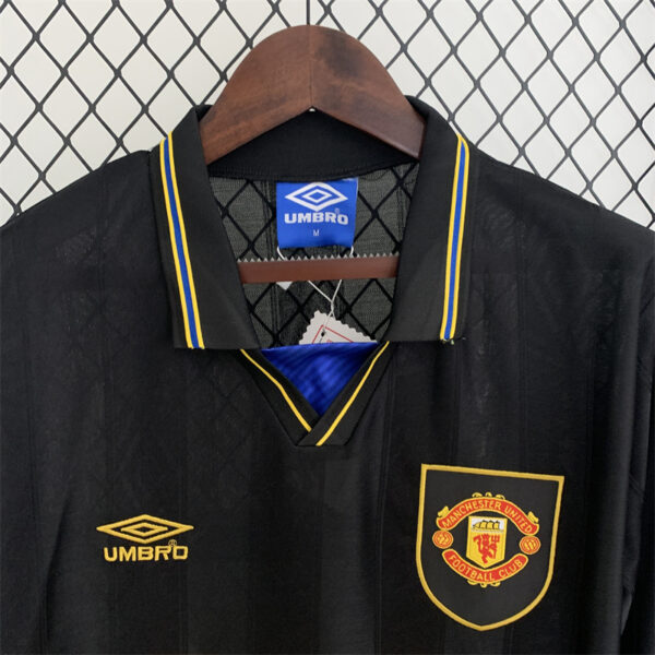 Man Utd Away 93/94 - Long Sleeve - Image 7