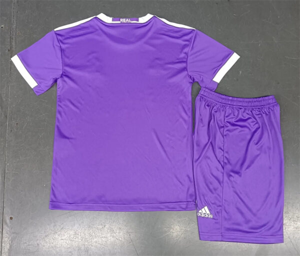 Real Madrid Away 16/17 - Kids - Image 2