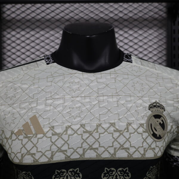 Real Madrid White Special Edition 24/25 - Player Version - Image 5