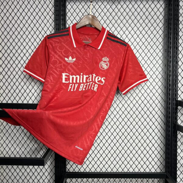 Real Madrid Goalkeeper Red 24/25 - Image 4
