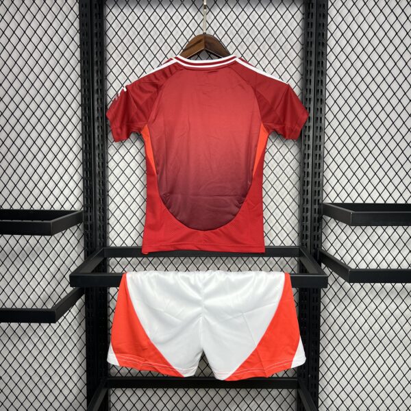 Man Utd Home 24/25 - Kids - Image 3
