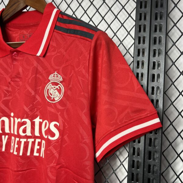 Real Madrid Goalkeeper Red 24/25 - Image 5