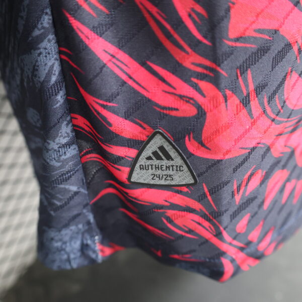 Real Madrid Dragon Special Edition 24/25 - Player Version - Image 5