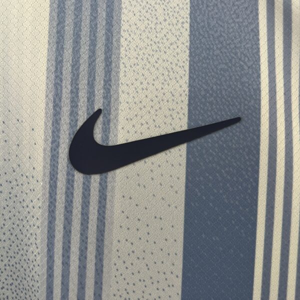 Spurs Away 24/25 - Image 7