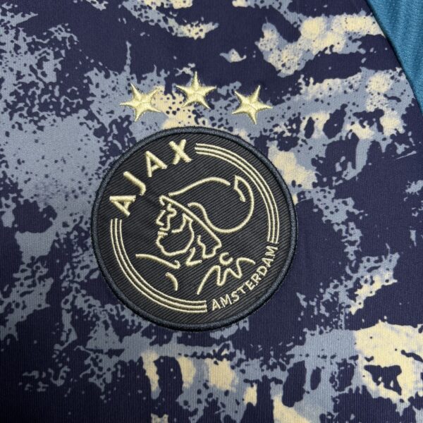 Ajax Away 24/25 - Image 4