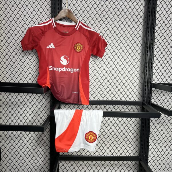 Man Utd Home 24/25 - Kids - Image 6