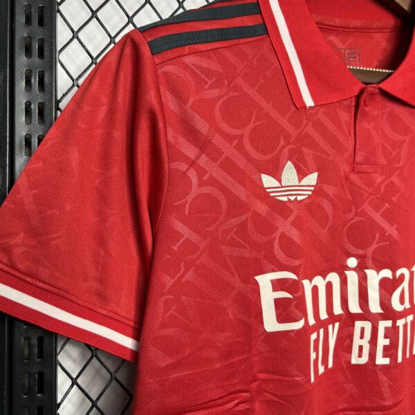 Real Madrid Goalkeeper Red 24/25 - Image 6
