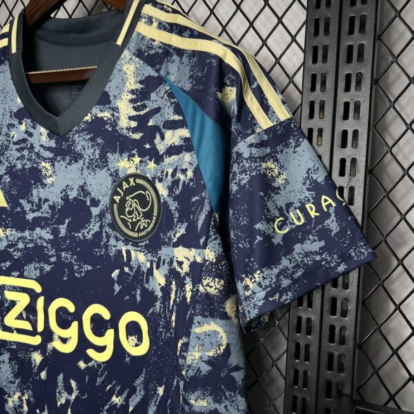 Ajax Away 24/25 - Image 6