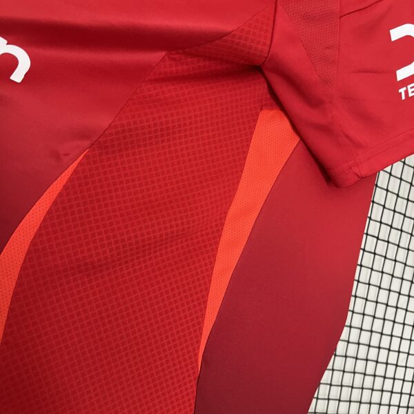 Man Utd Home 24/25 - Image 9
