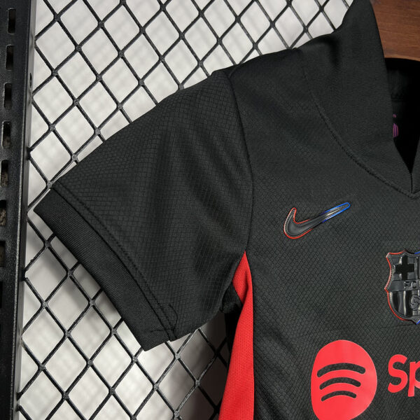 Barcelona Away 24/25 - Kids - Image 4