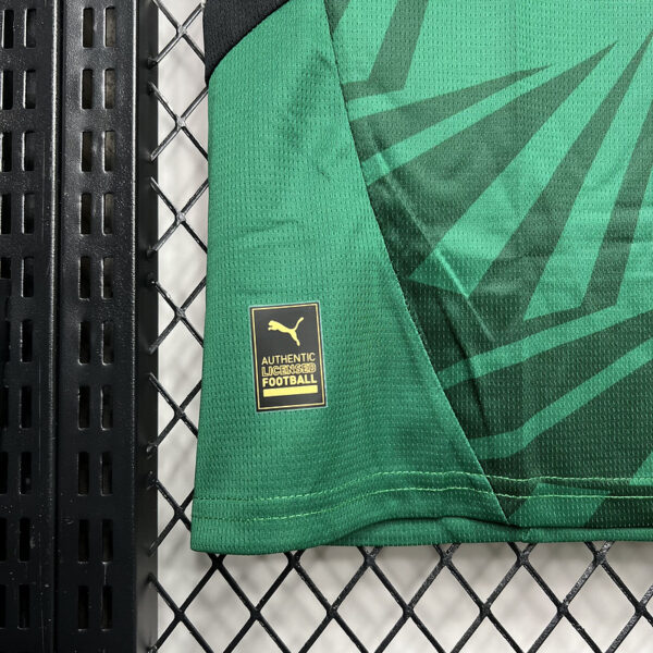Borussia Monchengladbach Away 24/25 - Image 7