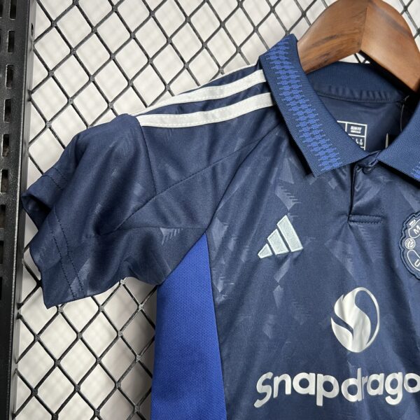 Man Utd Away 24/25 - Kids - Image 4