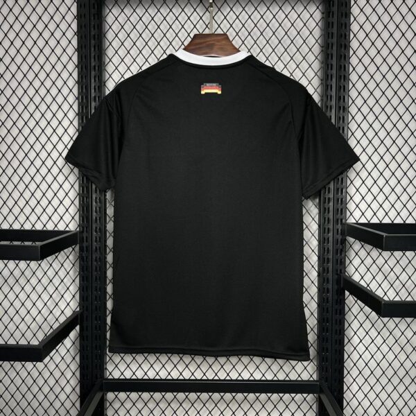 Bayern Munich Goalkeeper Black 24/25 - Image 2