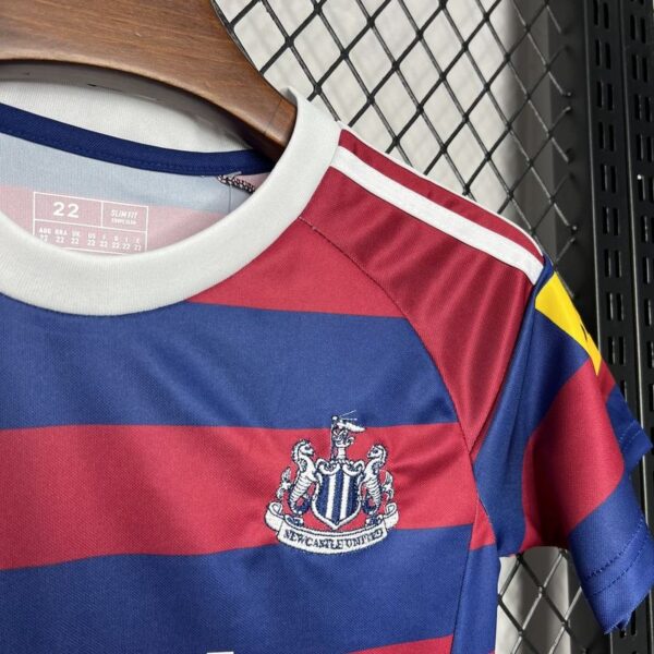 Newcastle Away 24/25 - Kids - Image 4