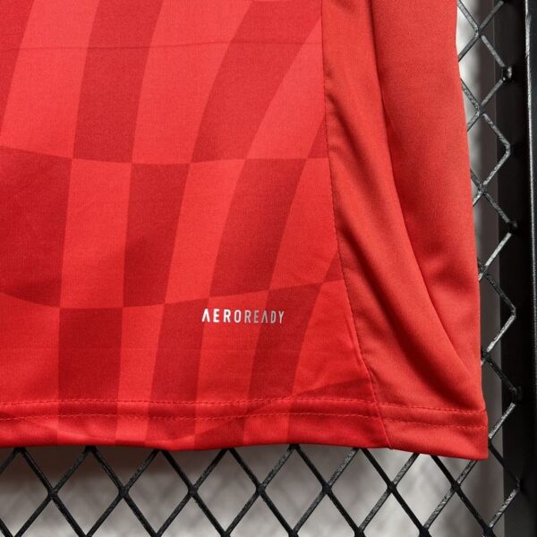 Aberdeen Home 24/25 - Image 6