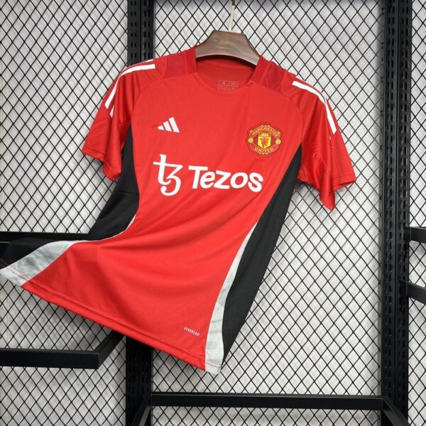 Man Utd Training 24/25 - Image 4