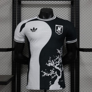 Japan Special Edition Black/White 24/25 - Player Version