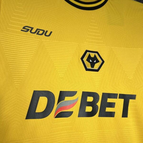 Wolves Home 24/25 - Image 7